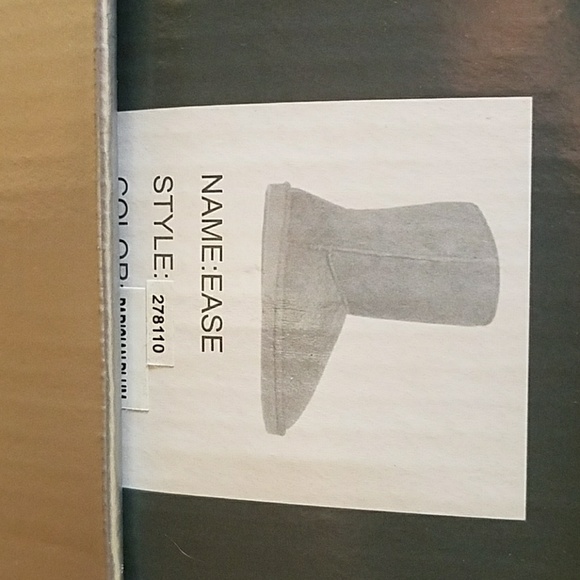 Boots by Fashion Bug - Picture 2 of 5